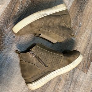 Hidden wedge Sneakers